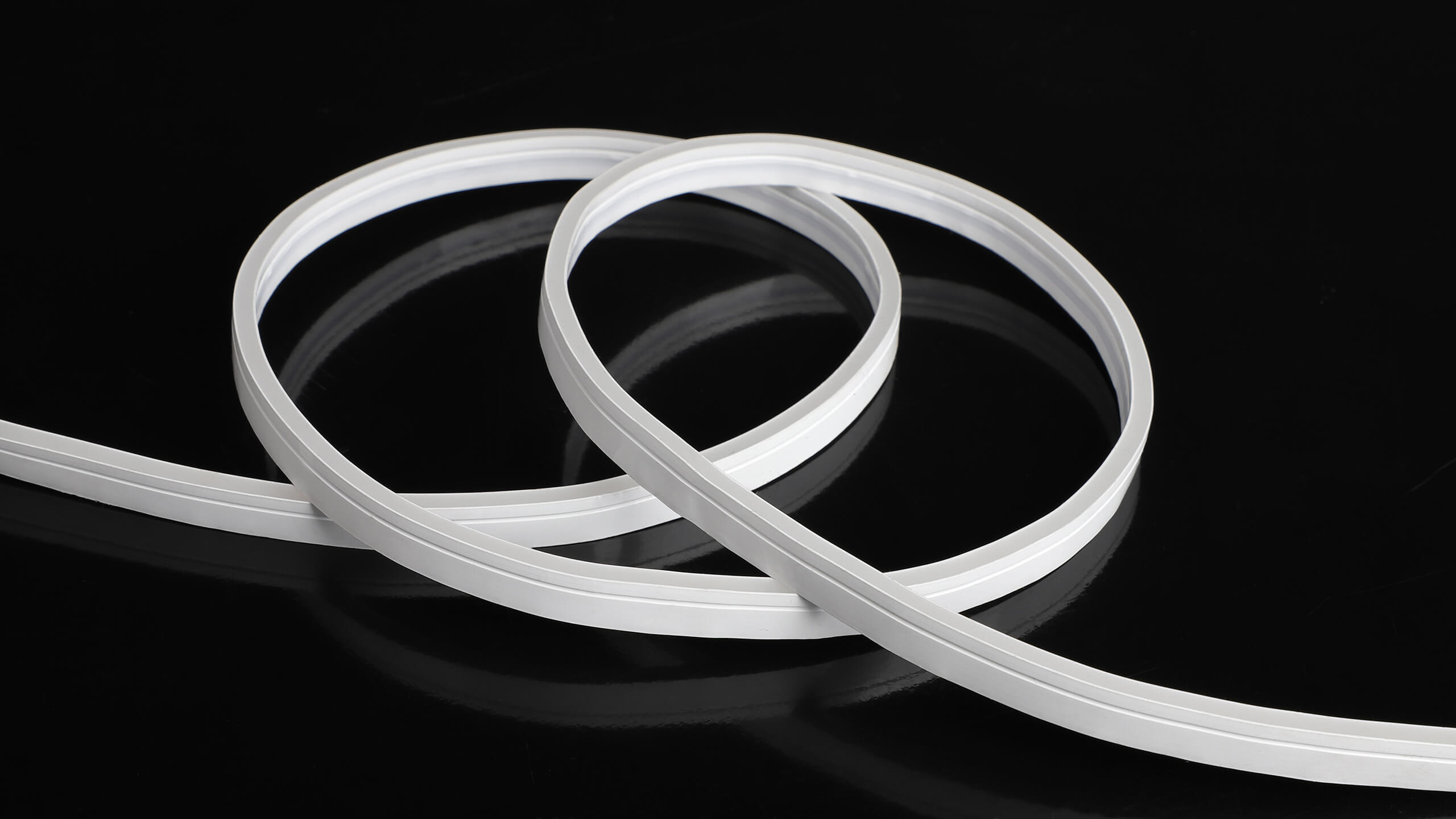 LV-S-U0410-SMD2835-120P Low Voltage Strip