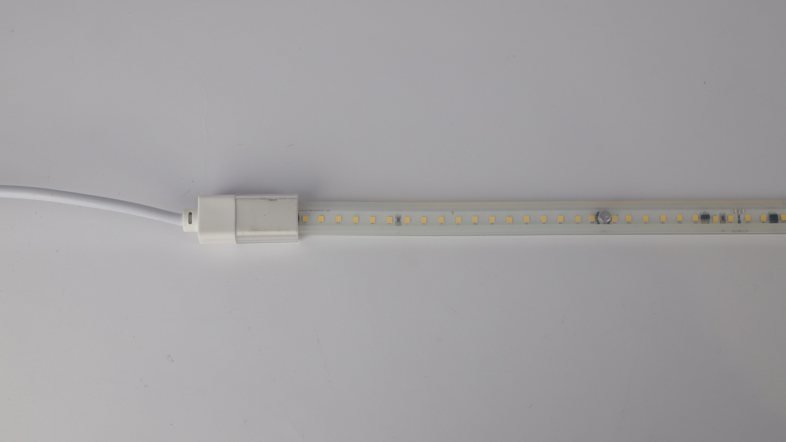 2835-112P-12-BB-230V-0.5m-16x10.5-Flicker-free-9T Version-DOA