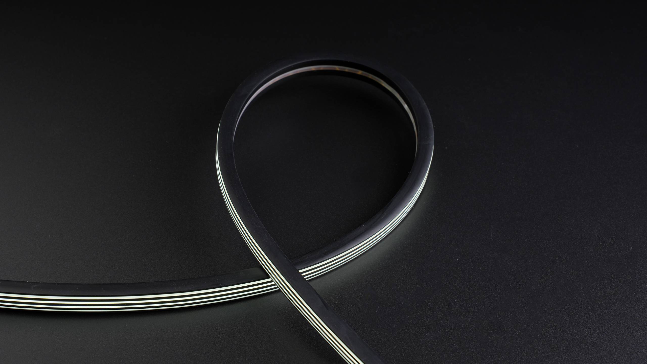 2022-720P-15-White PCB-230V- 0.5m/23x10/Anti-Glare/Black