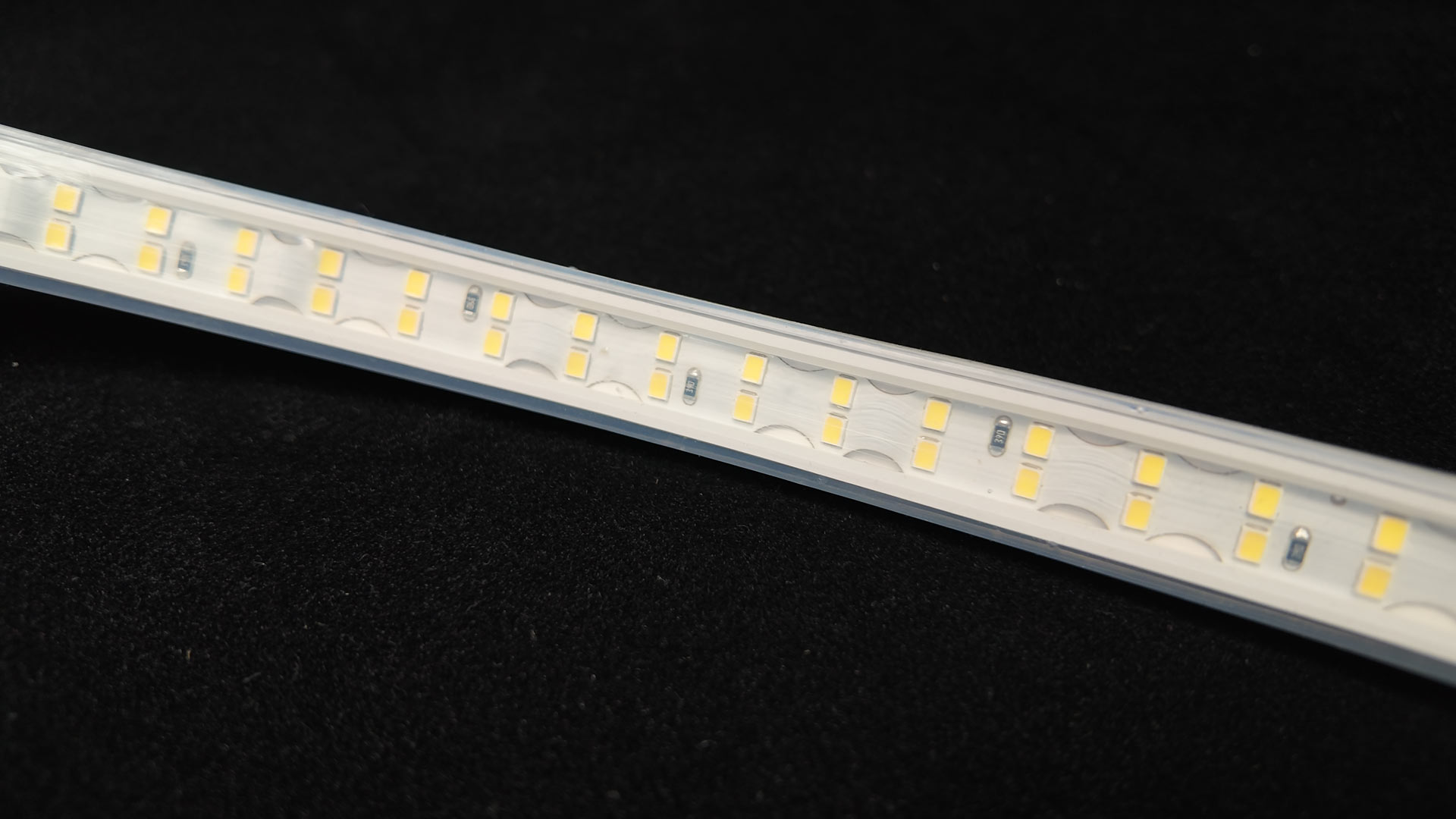 Silicone High Voltage Series 2835-180-100-01