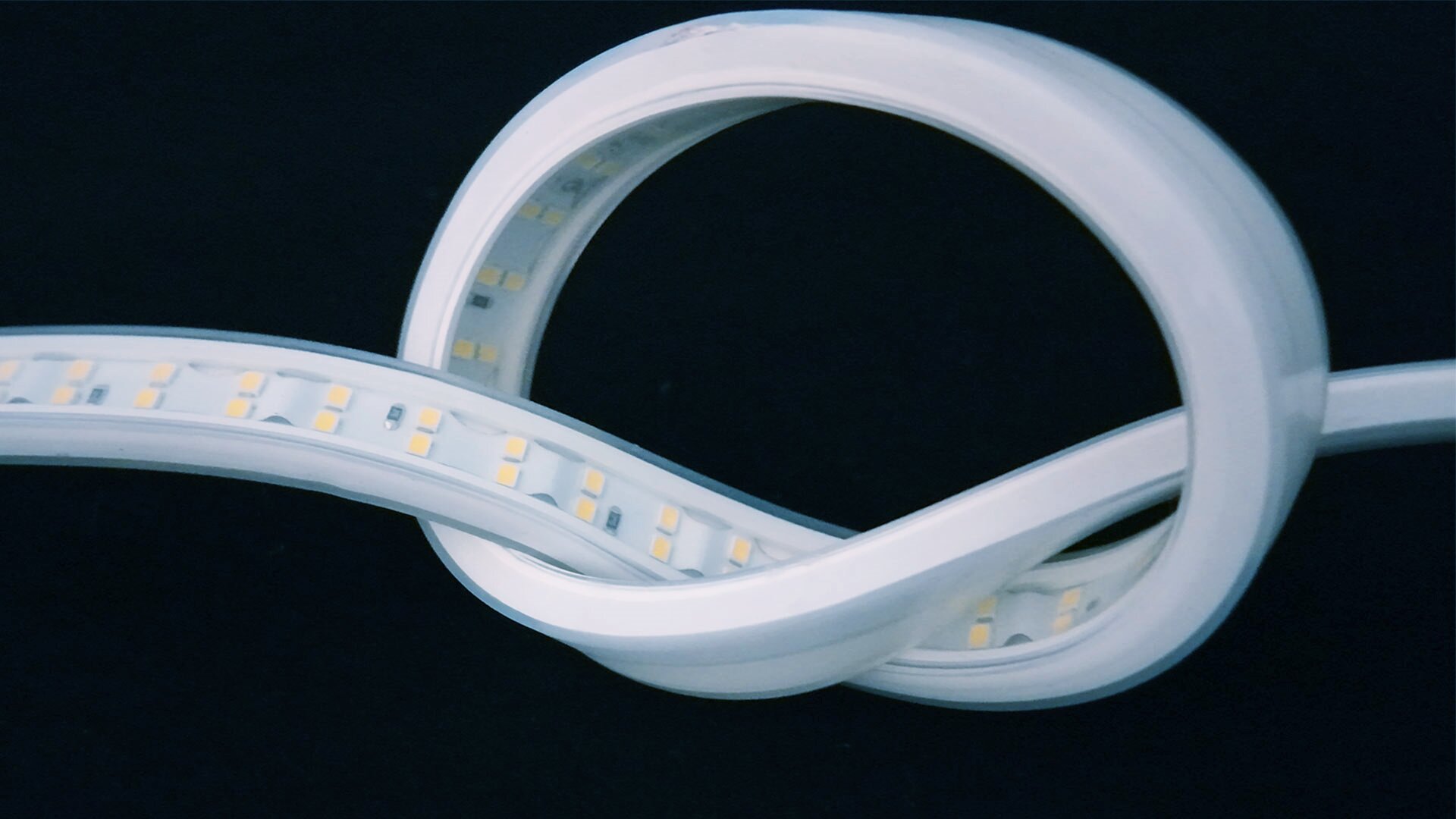 Silicone High Voltage Series 2835-180-100-01