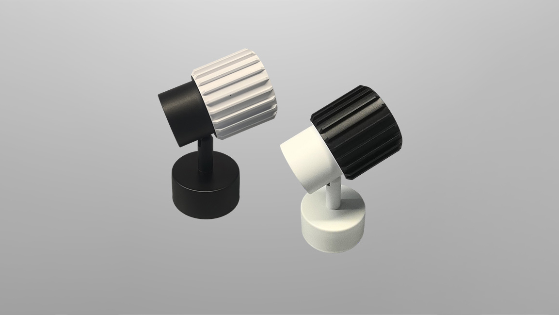 Multi-head GU10 fixture with aluminum ribbed body
