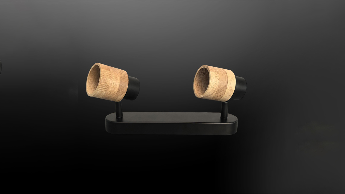 Multi-head GU10 fixture with wooden elements