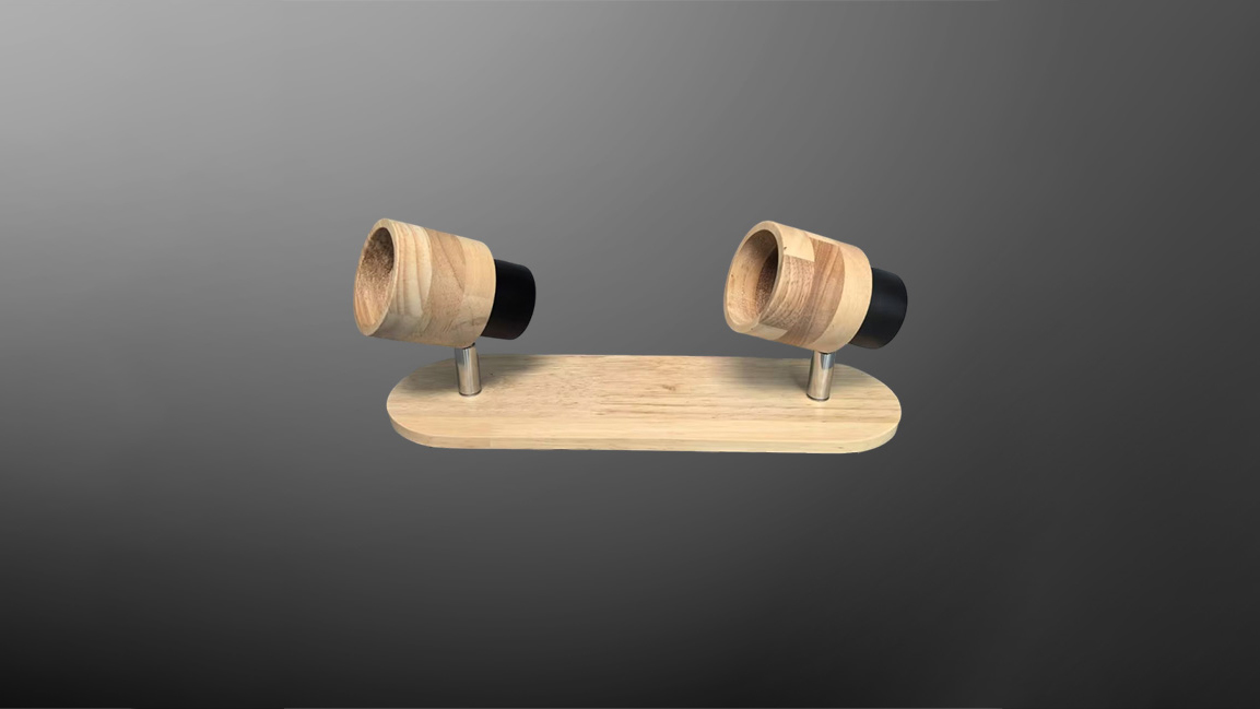 Multi-head GU10 fixture with wooden elements